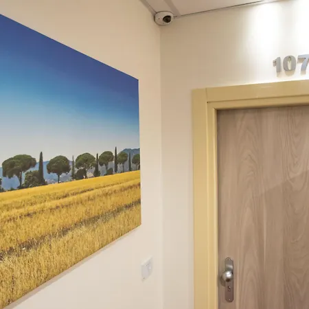 Perlage Florence - Free Tax With Private Parking & Fast Wifi 호텔