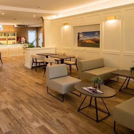 Perlage Florence - Free Tax With Private Parking & Fast Wifi 호텔 스칸디치