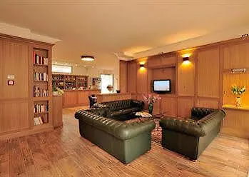 Hotel Perlage Florence -with Private Parking & Fast Wifi