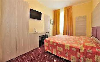 Perlage Florence Скандиччи