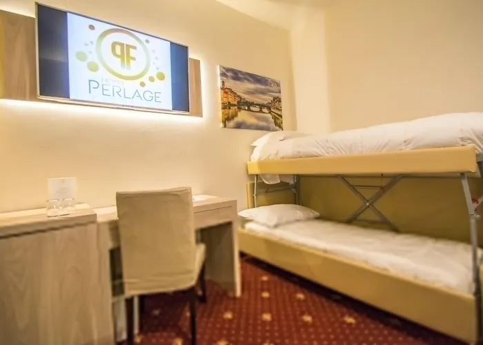 Perlage Florence - Free Tax With Private Parking & Fast Wifi 3* 斯坎迪奇