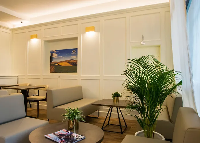 Perlage Florence - Free Tax With Private Parking & Fast Wifi 酒店 3*